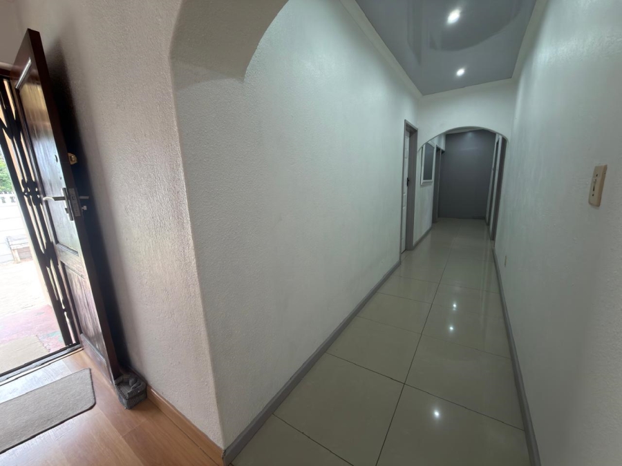 3 Bedroom Property for Sale in Sanddrift Western Cape